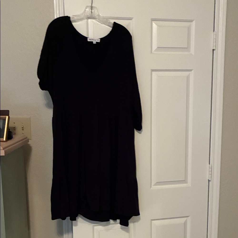 Black V-Neck Midi Tunic Dress - Unknown Brand